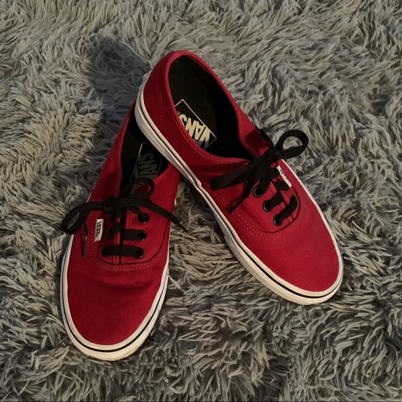 Vans - Picture 1 of 7